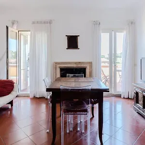 https://annia-house.it-romehotels.com